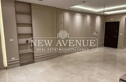 Apartment - 4 Bedrooms - 4 Bathrooms for sale in Moon Residences - Fifth Square - The 5th Settlement - New Cairo City - Cairo