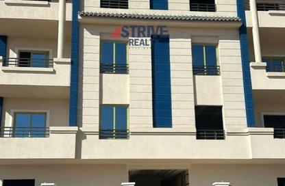 Apartment - 3 Bedrooms - 3 Bathrooms for sale in Bait Alwatan - The 5th Settlement - New Cairo City - Cairo