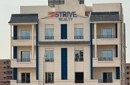 Apartment - 3 Bedrooms - 3 Bathrooms for sale in Bait Alwatan - The 5th Settlement - New Cairo City - Cairo