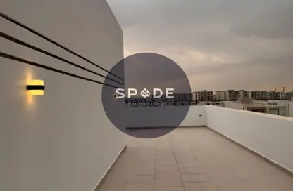 Penthouse - 3 Bedrooms - 3 Bathrooms for sale in Hyde Park - New Cairo City - Cairo