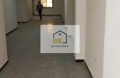 محل تجاري - استوديو - 1 حمام للايجار في شارع الجامعة الحديثة - الهضبة الوسطي - المقطم - القاهرة