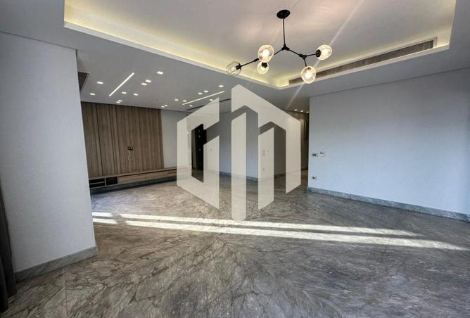 8645595 - Property Image 3