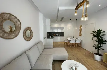 شقة - 2 غرف نوم - 2 حمامات للايجار في ويستاون - كمبوندات الشيخ زايد - الشيخ زايد - الجيزة