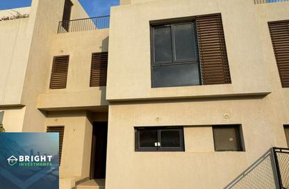 Townhouse - 3 Bedrooms - 5 Bathrooms for sale in Sodic East - 6th District - New Heliopolis - Cairo