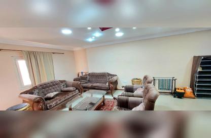 شقة - 2 غرف نوم - 1 حمام للايجار في شارع أسطنبول-صلاح مصطفى - السلطان حسين - محطة الرمل - حي وسط - الاسكندرية