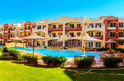 Chalet - 2 Bedrooms - 1 Bathroom for sale in Lasirena Resort - Al Ain Al Sokhna - Suez