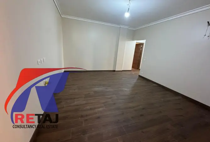 83665476 - Property Image 2