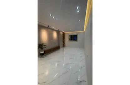 Apartment - 2 Bedrooms - 1 Bathroom for sale in Gate 4 - Mena - Hadayek El Ahram - Giza