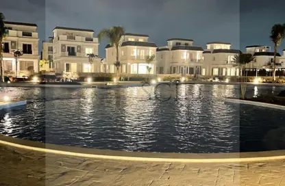 Townhouse - 3 Bedrooms - 4 Bathrooms for sale in Mountain View 4 - 6 October Compounds - 6 October City - Giza