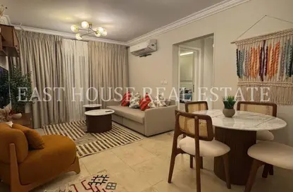 شقة - 2 غرف نوم - 1 حمام للايجار في B12 - مدينتي - القاهرة