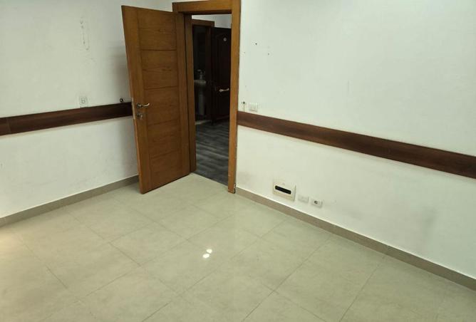 79988386 - صورة العقار 3