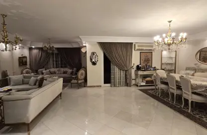 شقة - 3 غرف نوم - 2 حمامات للبيع في شارع اللواء محمود سامي باشا - المنطقة السادسة - مدينة نصر - القاهرة