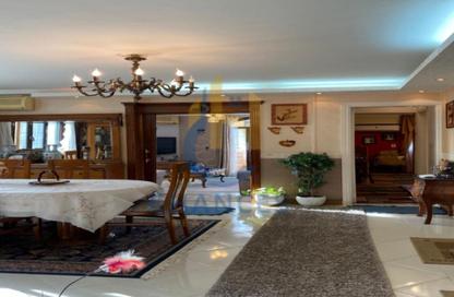 Apartment - 4 Bedrooms - 2 Bathrooms for sale in El Laselky - New Maadi - Hay El Maadi - Cairo