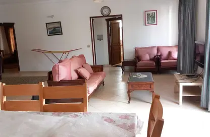 شقة - 2 غرف نوم - 1 حمام للايجار في شارع الامام زين العابدين - البنفسج 9 - البنفسج - مدينة القاهرة الجديدة - القاهرة