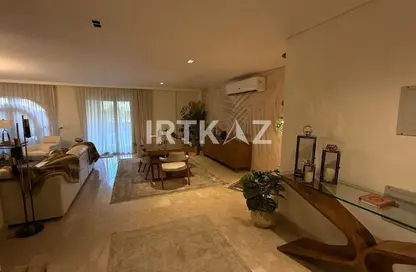 شقة - 3 غرف نوم - 3 حمامات للبيع في 90 افينيو - المستثمرين الجنوبية - مدينة القاهرة الجديدة - القاهرة