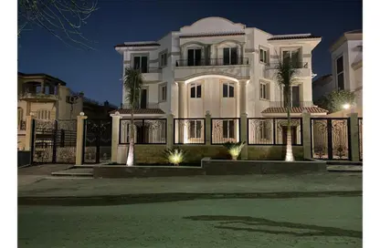 Villa - 6 Bedrooms - 3 Bathrooms for sale in Al Mushir Abu Ghazaleh St. - Golf City - Obour City - Qalyubia