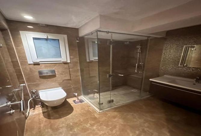 74047192 - Property Image 3
