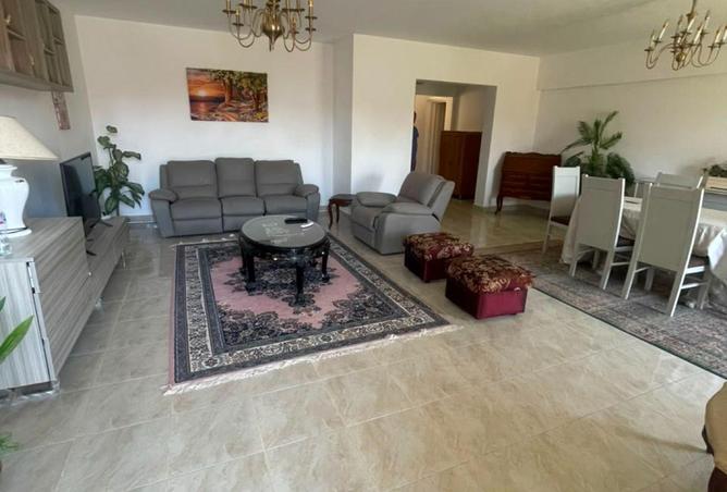 84789253 - Property Main Image