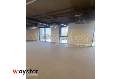 Office Space - Studio - 1 Bathroom for rent in Hyde Park Business District Mall - South Teseen St. - The 5th Settlement - New Cairo City - Cairo
