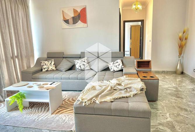 102623210 - Property Image 2