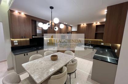 Apartment - 2 Bedrooms - 2 Bathrooms for sale in Lake View Residence - 5th Settlement Compounds - The 5th Settlement - New Cairo City - Cairo