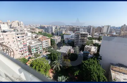 شقة - 3 غرف نوم - 2 حمامات للبيع في شارع كفر عبده - كفر عبده - رشدي - حي شرق - الاسكندرية
