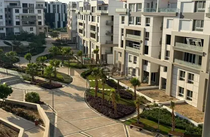 Apartment - 2 Bedrooms - 2 Bathrooms for sale in Hyde Park - New Cairo City - Cairo