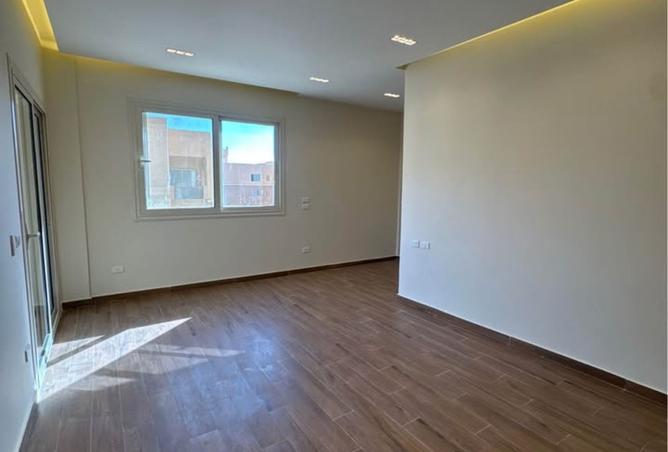 93520737 - Property Image 3