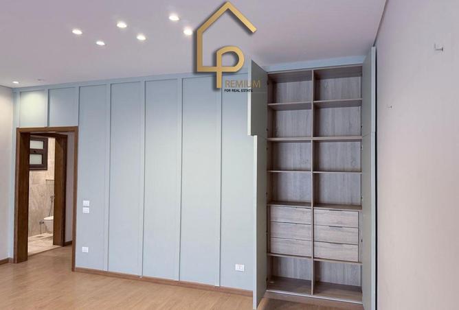 54760012 - Property Image 3