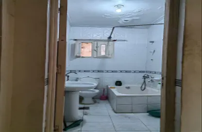 Apartment - 2 Bedrooms - 1 Bathroom for rent in 16th District - Sheikh Zayed City - Giza