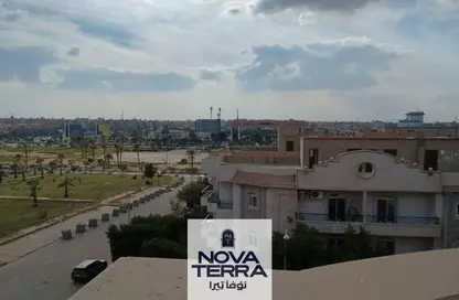 Apartment - 3 Bedrooms - 3 Bathrooms for rent in West Somid Road - West Somid - 6 October City - Giza