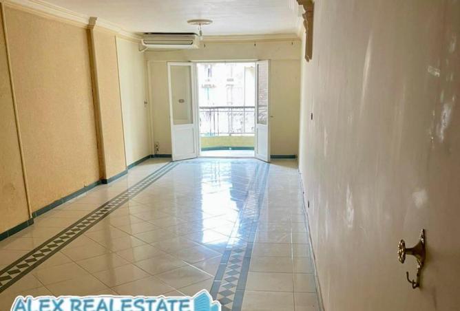 84513260 - Property Main Image