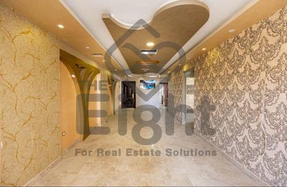 Apartment - 3 Bedrooms - 2 Bathrooms for sale in Khalil Mutran St. - Saba Basha - Hay Sharq - Alexandria