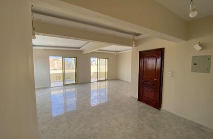 Apartment - 3 - 2 for sale in Six West - Beverly Hills - Sheikh Zayed Compounds - Sheikh Zayed City - Giza