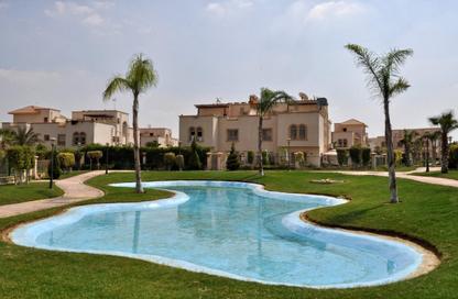 Villa - 5 Bedrooms - 5 Bathrooms for sale in Greens - 6th District - Sheikh Zayed City - Giza