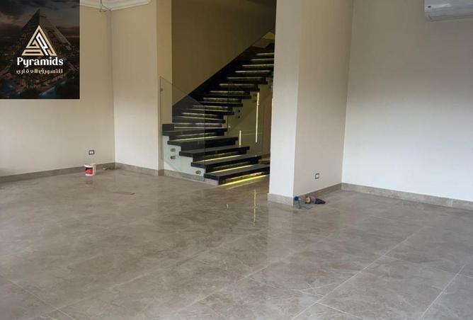 8552446 - Property Image 2