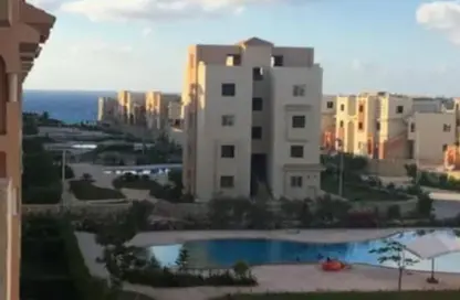 Chalet - 2 Bedrooms - 2 Bathrooms for sale in Emirates Heights - Qesm Ad Dabaah - North Coast