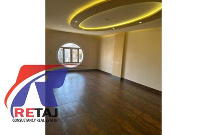 Duplex - 5 Bedrooms - 4 Bathrooms for sale in Abbas Al Akkad St. - 1st Zone - Nasr City - Cairo