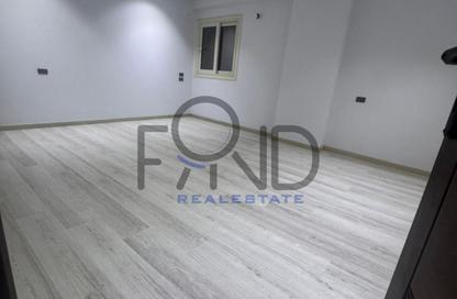 Apartment - 3 Bedrooms - 1 Bathroom for sale in North Lotus - El Lotus - New Cairo City - Cairo