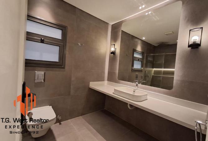 73774604 - Property Image 3