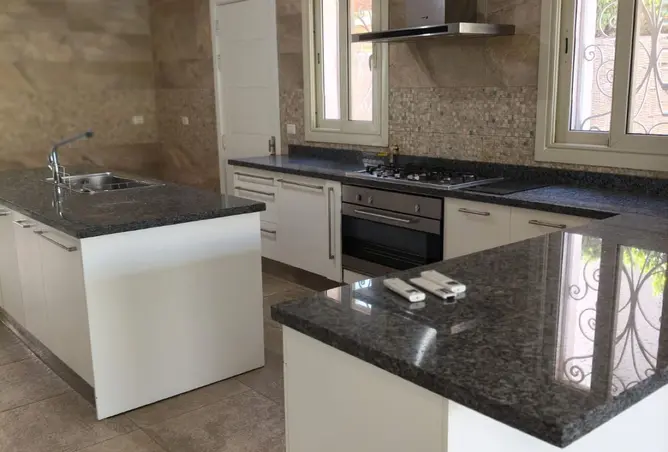 111885652 - Property Image 2