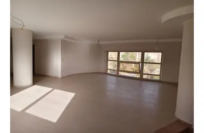 فيلا - 7 غرف نوم - 8 حمامات للايجار في رويال لاجون - المستثمرين الشمالية - مدينة القاهرة الجديدة - القاهرة