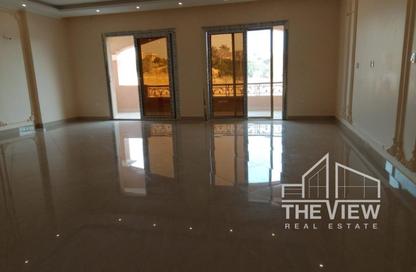 Apartment - 3 Bedrooms - 2 Bathrooms for sale in Al Khamayel city - Sheikh Zayed Compounds - Sheikh Zayed City - Giza