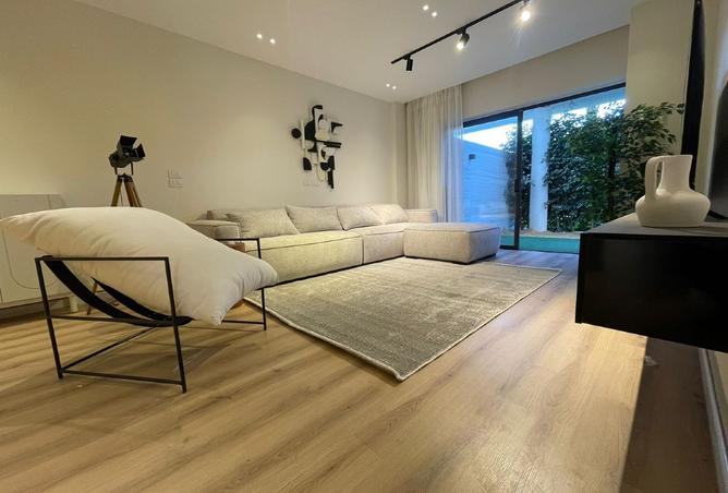 97144947 - Property Main Image