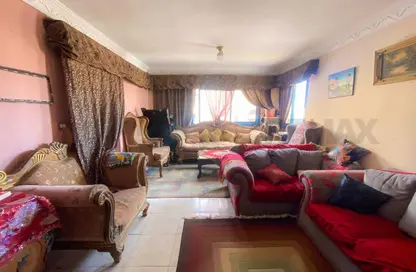 شقة - 3 غرف نوم - 2 حمامات للبيع في سموحة - حي شرق - الاسكندرية