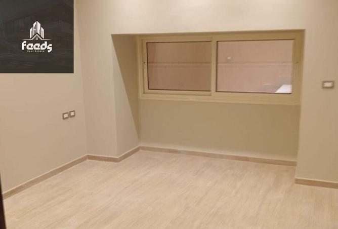 8546386 - Property Image 2