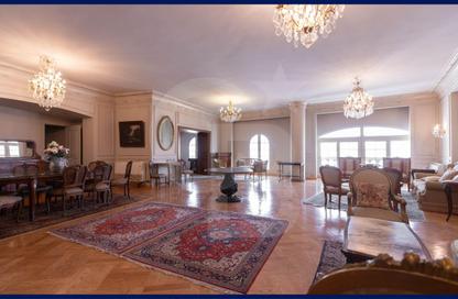 Apartment - 4 Bedrooms - 4 Bathrooms for sale in Al Shohada Square St. - Smouha - Hay Sharq - Alexandria