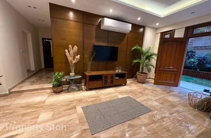 Apartment - 2 Bedrooms - 3 Bathrooms for rent in Sarayat Al Maadi - Hay El Maadi - Cairo Apartment - 2 Bedrooms - 3 Bathrooms for rent in Sarayat Al Maadi - Hay El Maadi - Cairo