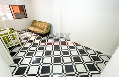 Apartment - 2 - 1 for sale in Mahmoud Abdel Moneim Abdullah St. - Saraya - Sidi Beshr - Hay Awal El Montazah - Alexandria