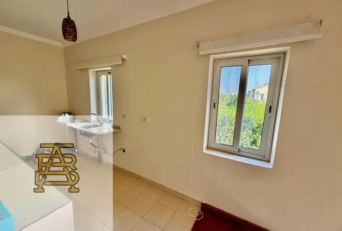 100079343 - Property Image 2
